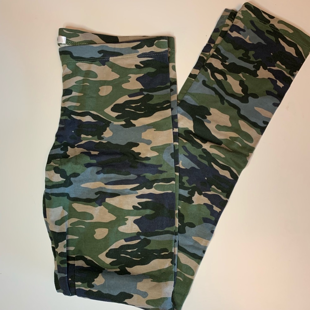 Camo leggings